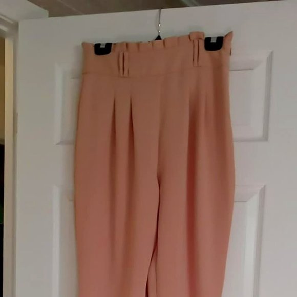 Zara - Picture 1 of 4